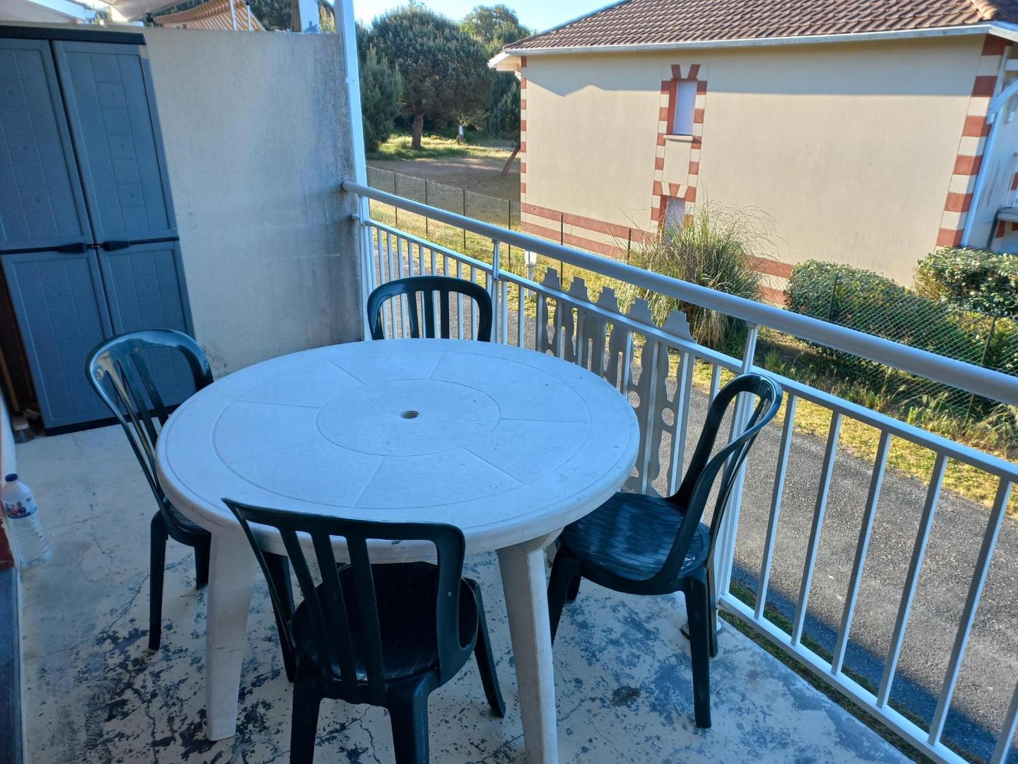 Appartement Le Verdon Sur Mer ภายนอก รูปภาพ