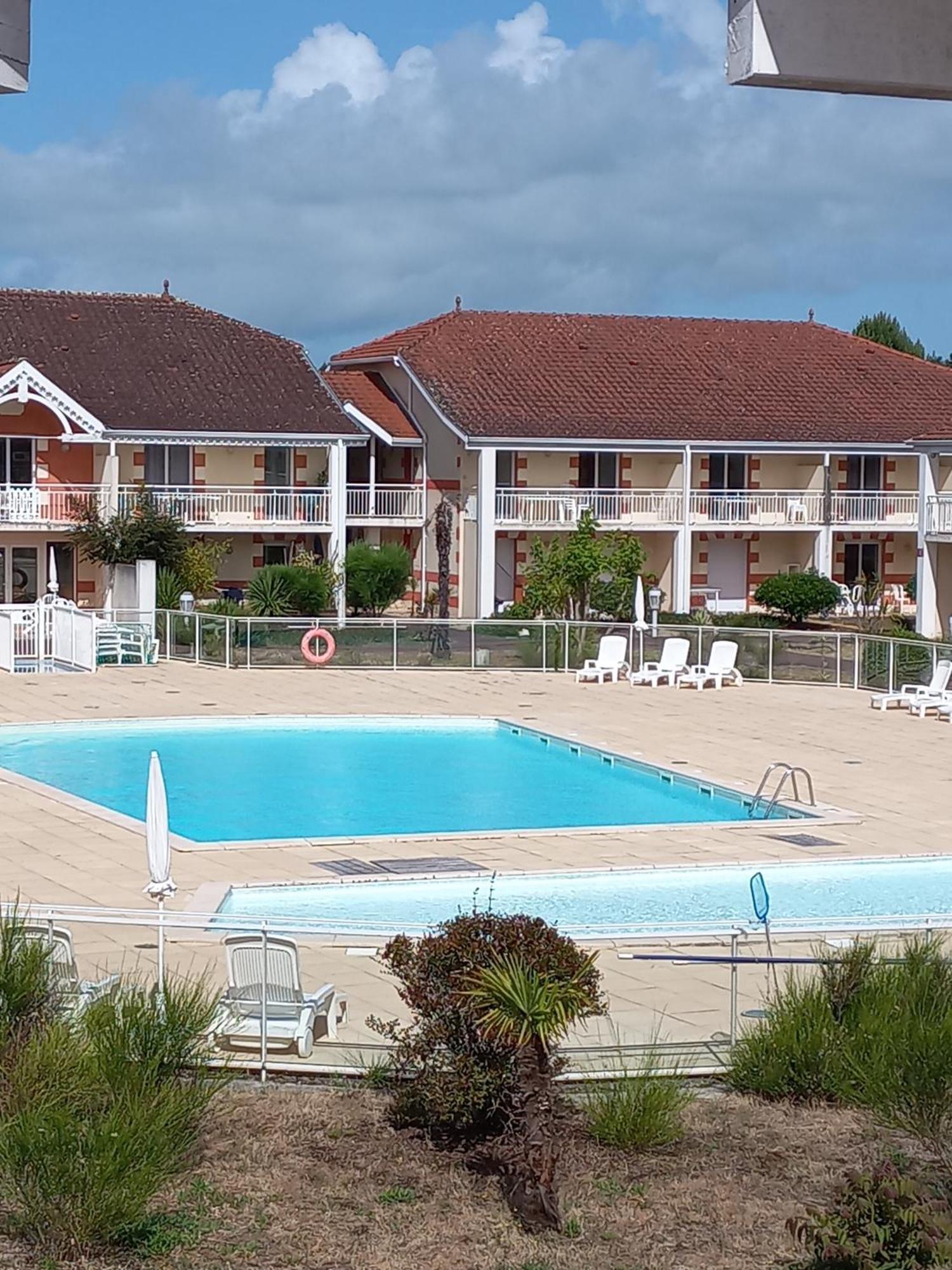 Appartement Le Verdon Sur Mer ภายนอก รูปภาพ