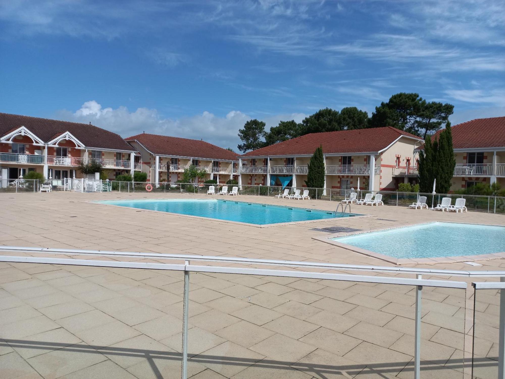 Appartement Le Verdon Sur Mer ภายนอก รูปภาพ
